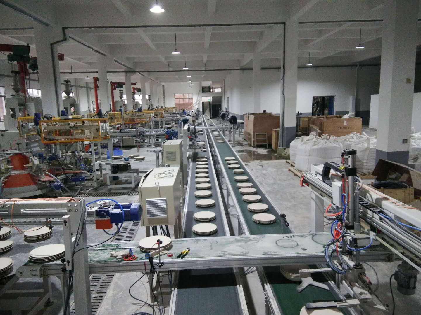 科达全自动日用瓷等静压生产线在湖南成功投产